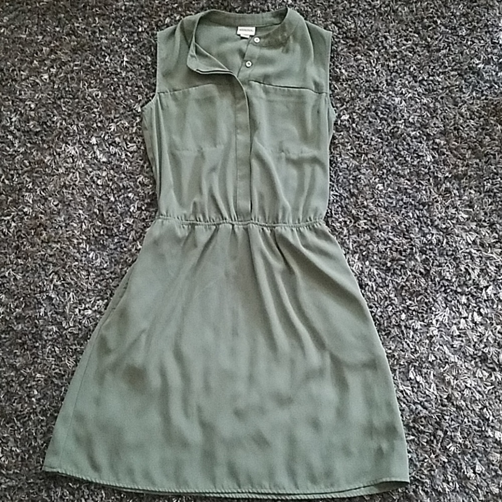 Green dress sz xs